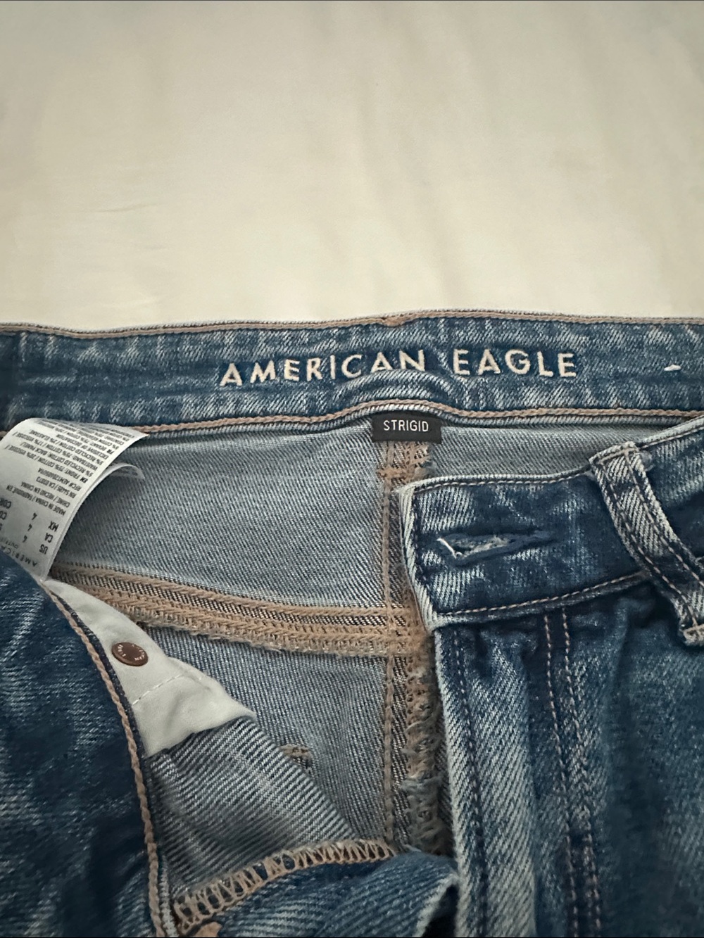 American Eagle Outfitters Blue Distressed Mom Jeans - Picture 2 of 3